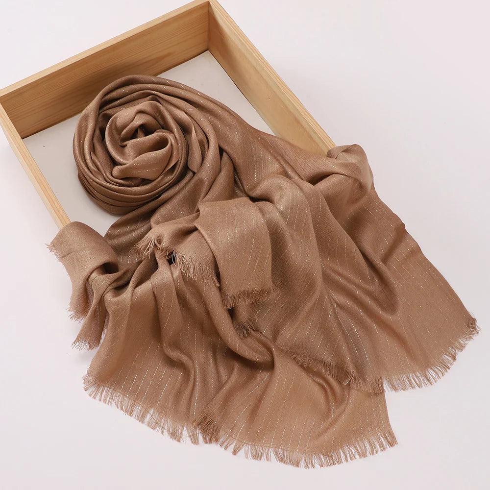 Hijab rayé fil doré – foulard femme léger style voile