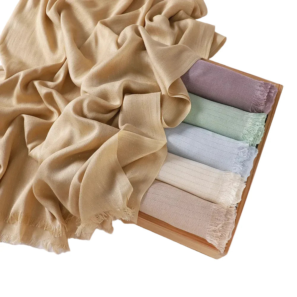 Hijab rayé fil doré – foulard femme léger style voile